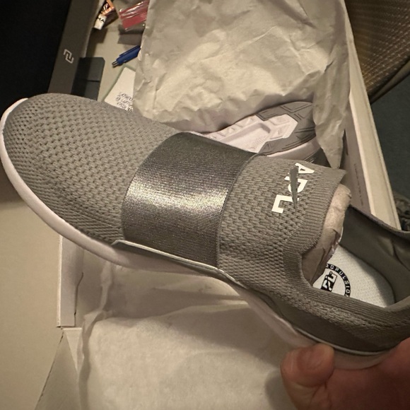 APL: Athletic Propulsion Labs TechLoom Bliss Running Sneakers - Picture 15 of 16